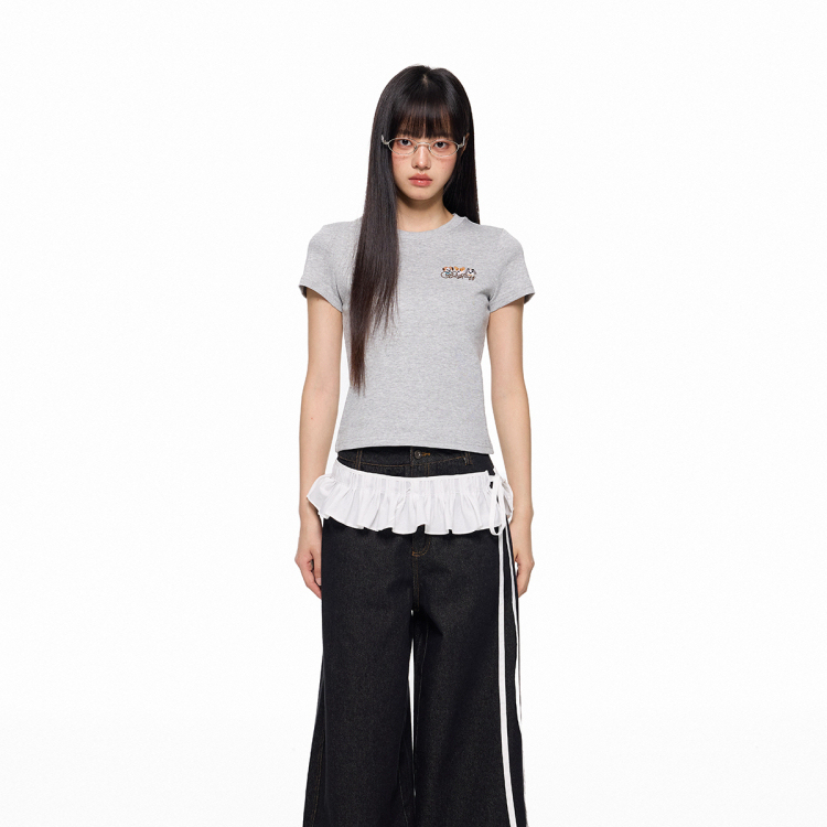 修身小狗印花灰色正肩短袖T恤女裝夏季新款短款辣妹半袖上衣