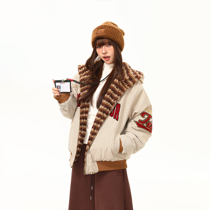 美式復古字母毛巾刺繡加厚毛絨連帽棉服外套女冬季氛圍感