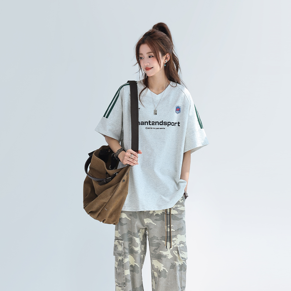 索羅娜美式拼接條紋短袖女t恤夏季字母運動球衣T賉