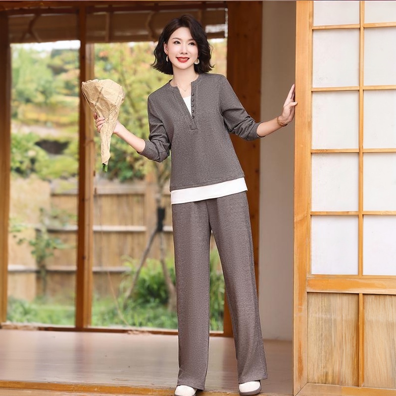秋裝2026新款洋氣運動服套裝中老年女時尚衛衣休閒减齡兩件套
