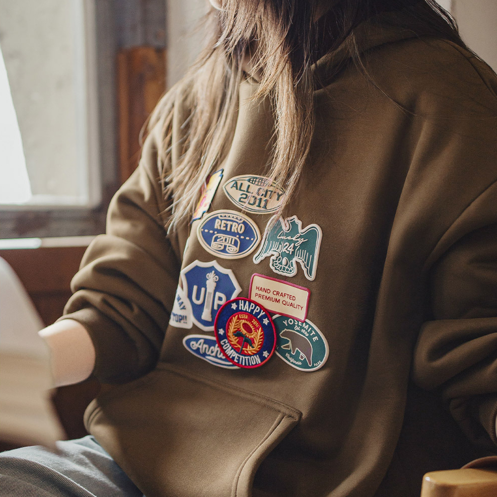 咖色美式重磅寬鬆搖粒絨加絨加厚徽章套頭連帽衫衛衣女士秋冬