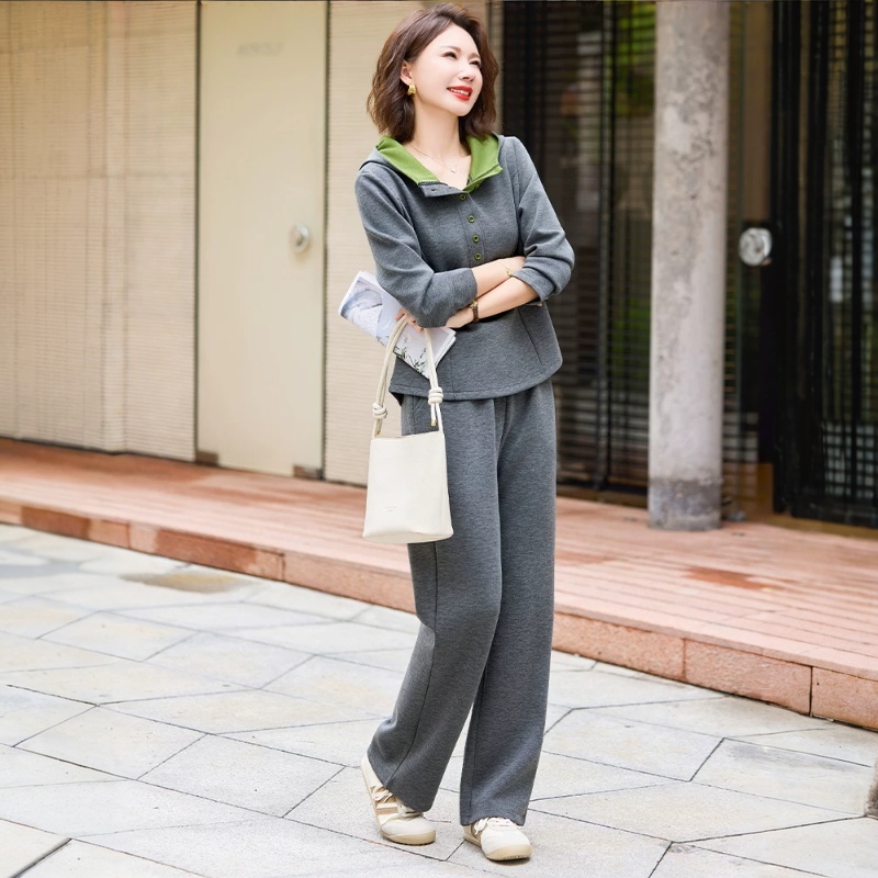 春裝運動服套裝2026新款洋氣質中老年女裝春秋連帽兩件套