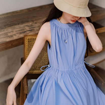 淺春系baby藍無袖連衣裙休閒沙灘度假長裙春夏法式抽褶裙子女