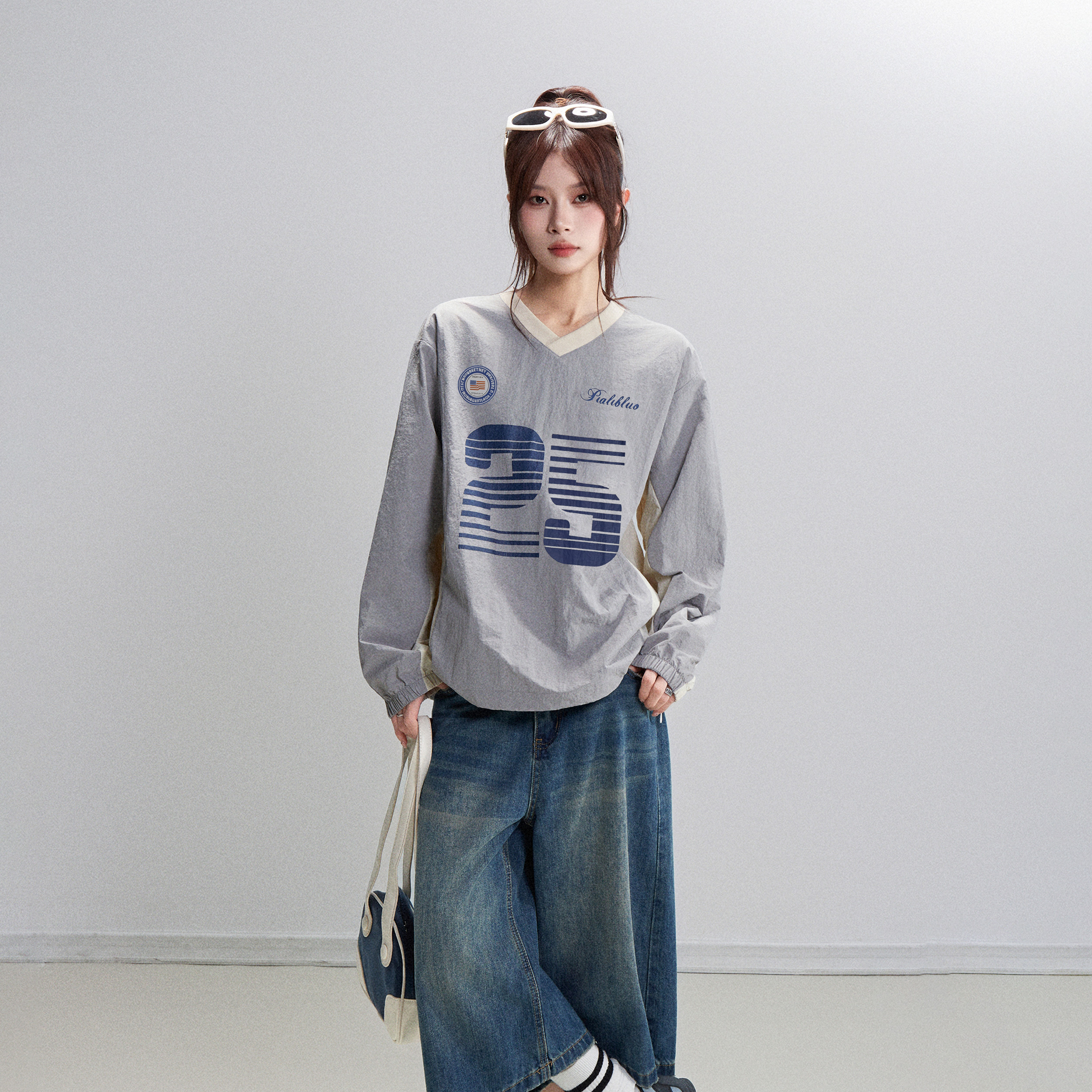 美式復古灰色v領正肩套頭長袖衛衣女秋季寬鬆運動設計感小眾上衣