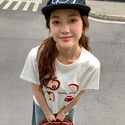 簡約蘋果毛巾繡修身短袖t恤女夏2025新款圓領正肩上衣