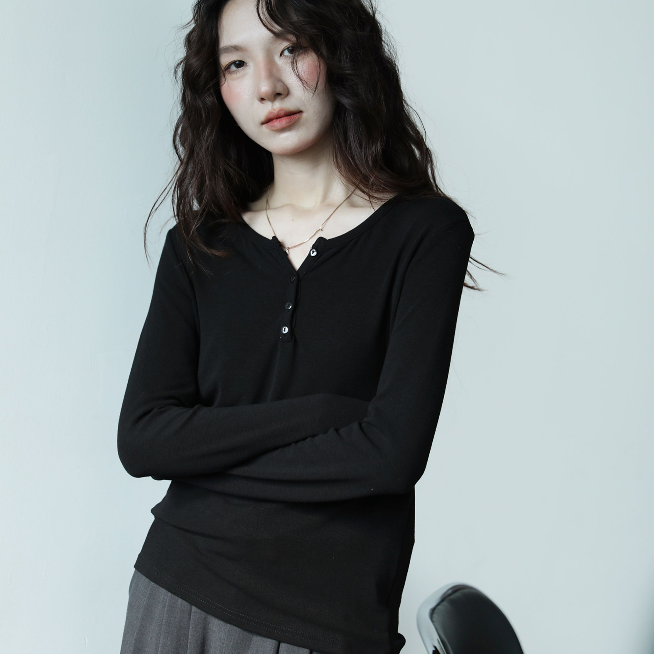 半開領通勤簡約顯瘦小眾長袖t恤女設計感彈力秋新款上衣
