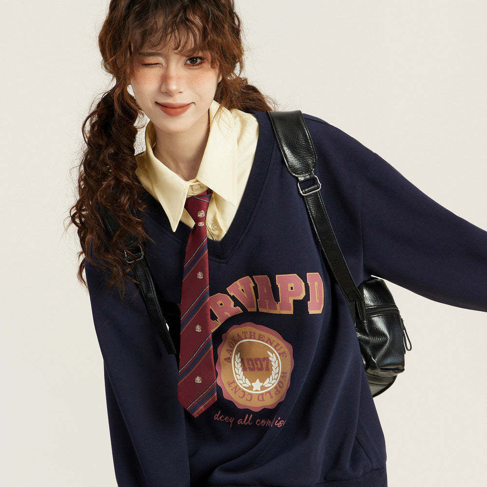 美式復古假兩件v領無帽套頭衛衣女秋季秋冬學院風設計感冬季上衣