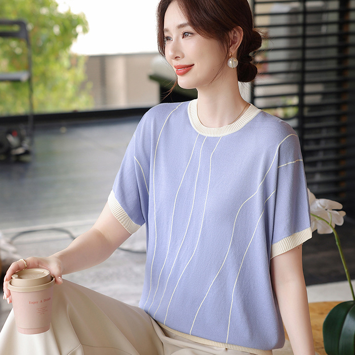 洋氣冰絲短袖小衫中年女裝夏裝上衣服中老年2026新款薄款T恤