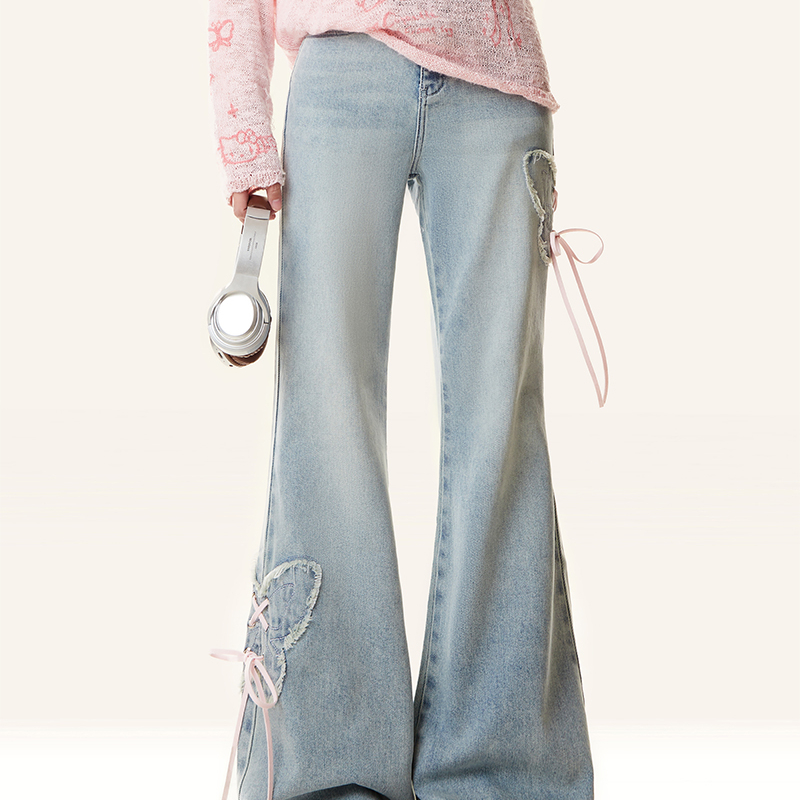 淺色顯瘦蝴蝶微喇叭牛仔褲女2025夏季新款小個子設計感褲子