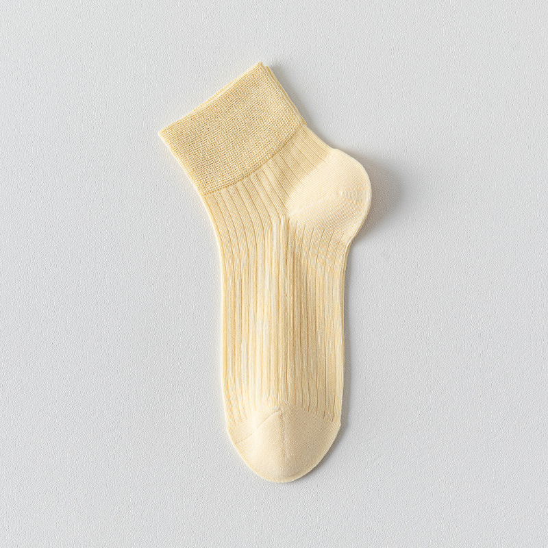 超薄無骨款舒適不勒脚吸汗透氣糖果色耐磨簡約短中筒棉襪女夏