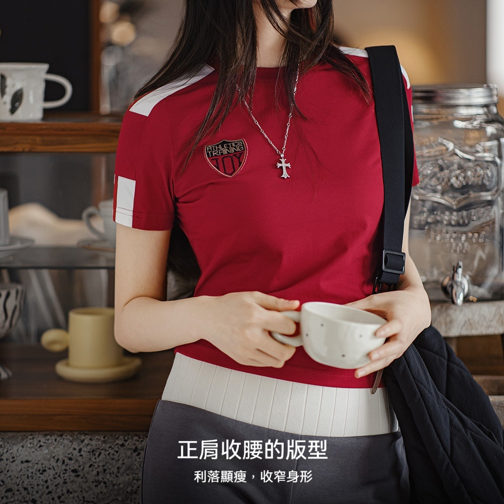勃艮第紅美式復古運動短袖球衣休閒通勤修身足球寶貝上衣夏女