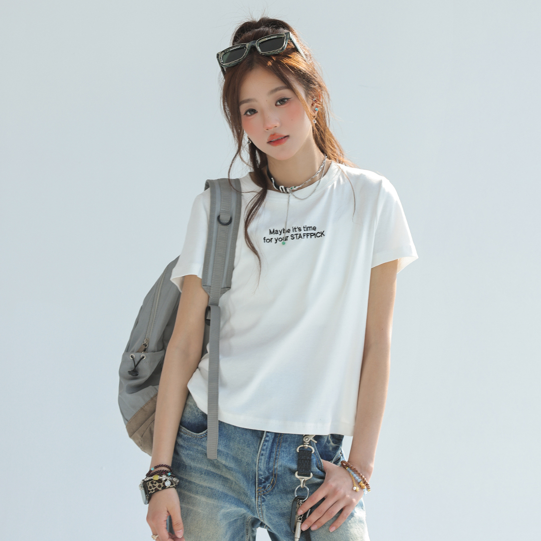 字母刺繡t恤女夏正肩短袖修身顯瘦純棉上衣短款T賉