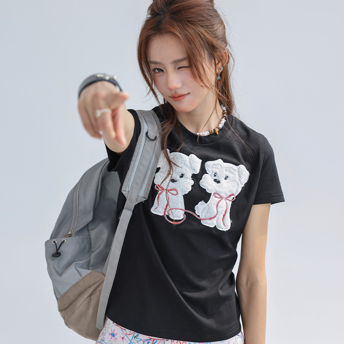 可愛毛茸茸小狗貼布繡短袖t恤女夏正肩顯瘦修身上衣