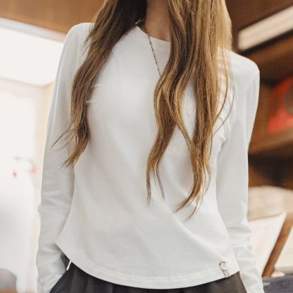 2025新款黑白色圓領磨毛修身長袖t恤打底衫內搭上衣女士早秋