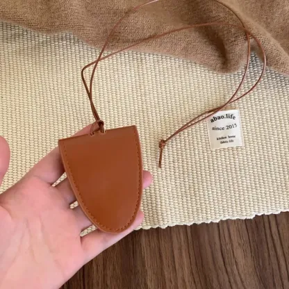 掛脖磁吸皮革墨鏡夾項鍊經典百搭眼鏡夾掛繩毛衣鏈配飾