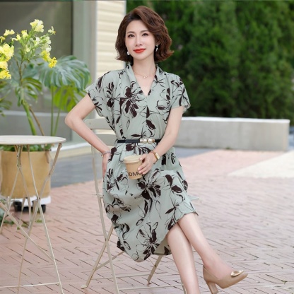 夏裝時尚連衣裙2026新款洋氣質中老年女裝收腰長裙子衣服