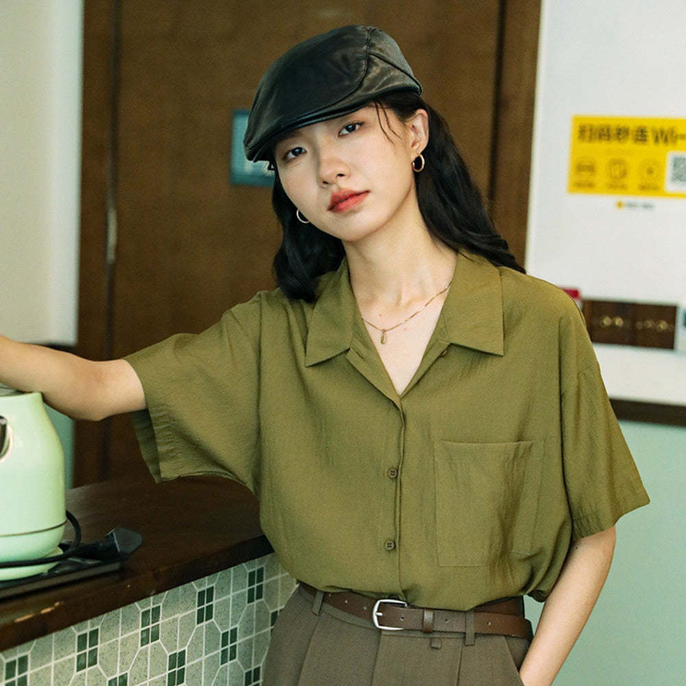 港風復古簡約風綠色夏季新款設計感短袖襯衫寬鬆上衣顯瘦襯衣女