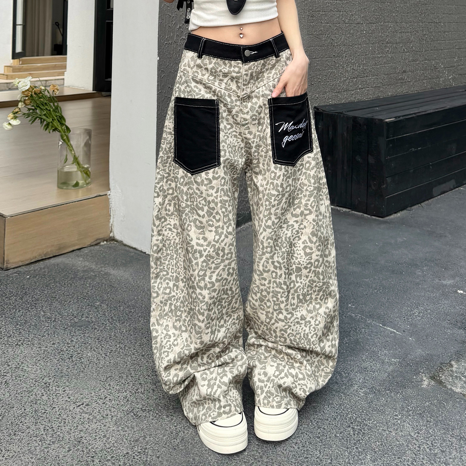美式復古豹紋貼布口袋牛仔褲女寬鬆街頭潮流闊腿彎刀褲子