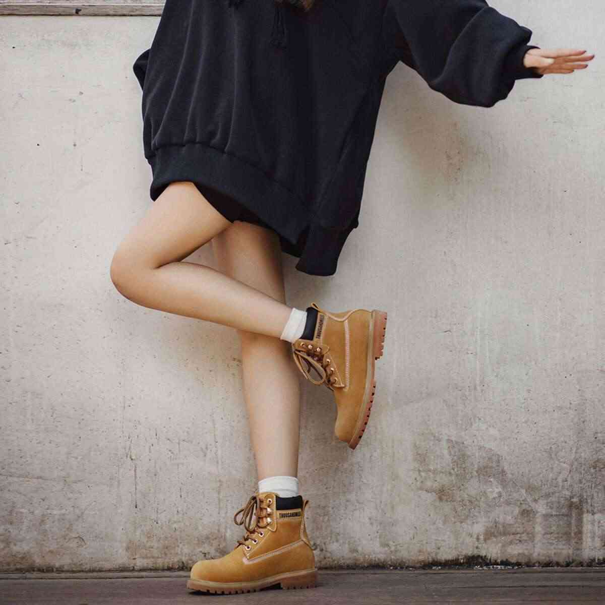 馬登女裝 美式大黃靴英倫風中幫馬丁靴戶外登山靴復古工裝短靴子春秋女