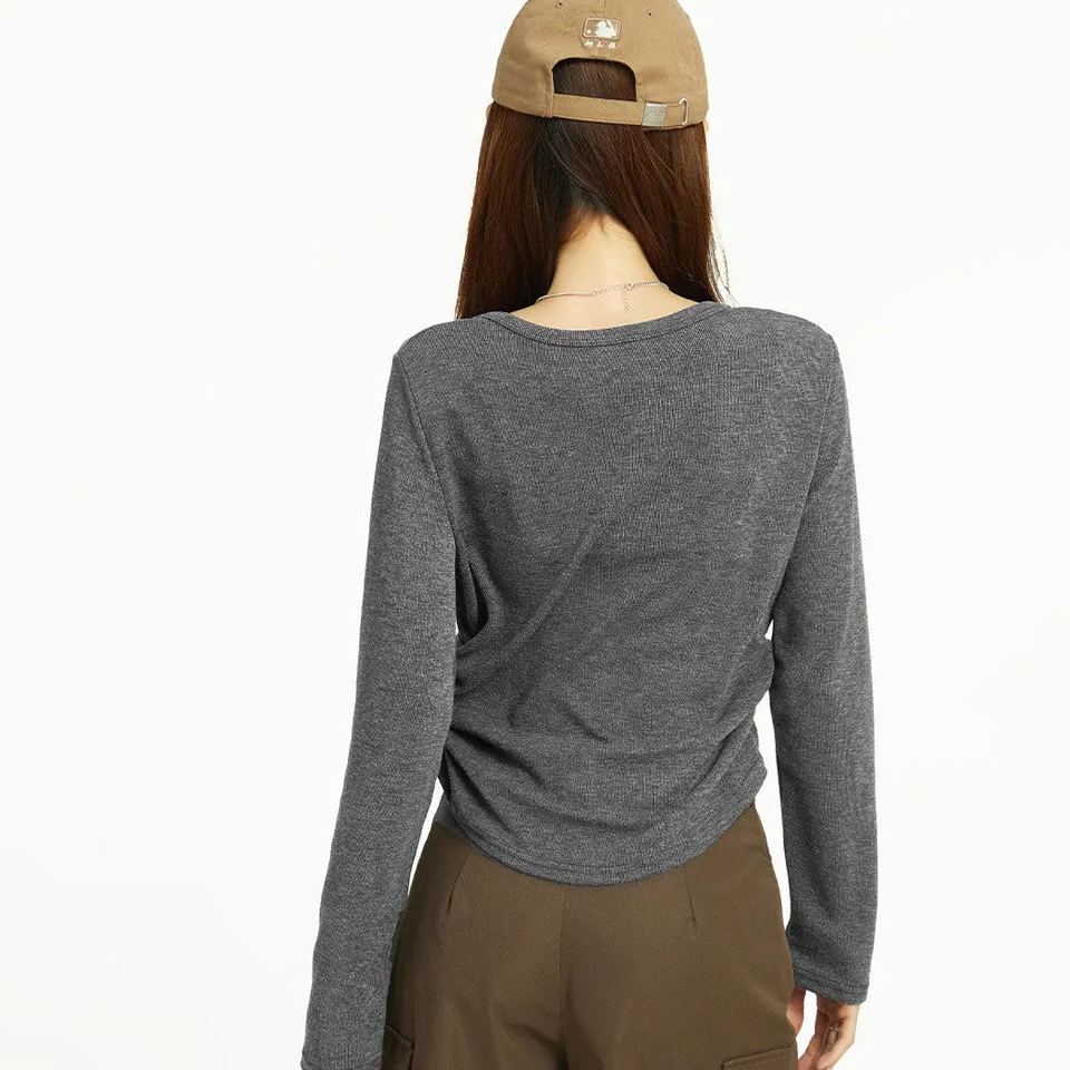 v領假兩件長袖短款t恤女春秋季設計感小眾修身正肩內搭打底衫上衣