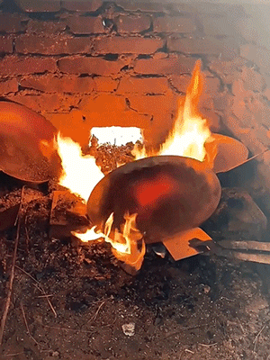 030588cc7cd46b6cbd9e42aa50c25a16.gif