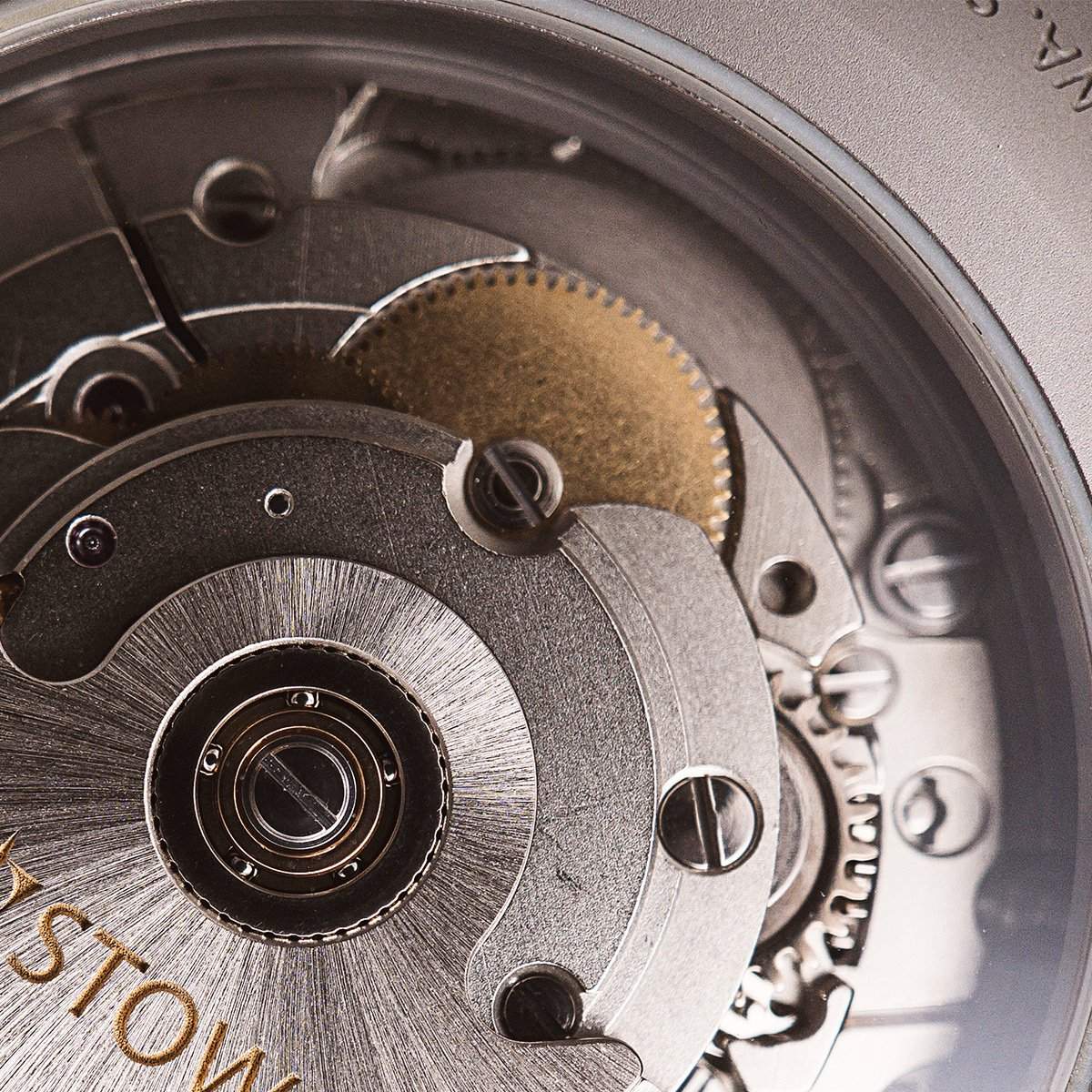 ETA Movements: From the 2824-2 to the Powermatic 80 - Chrono24 Magazine