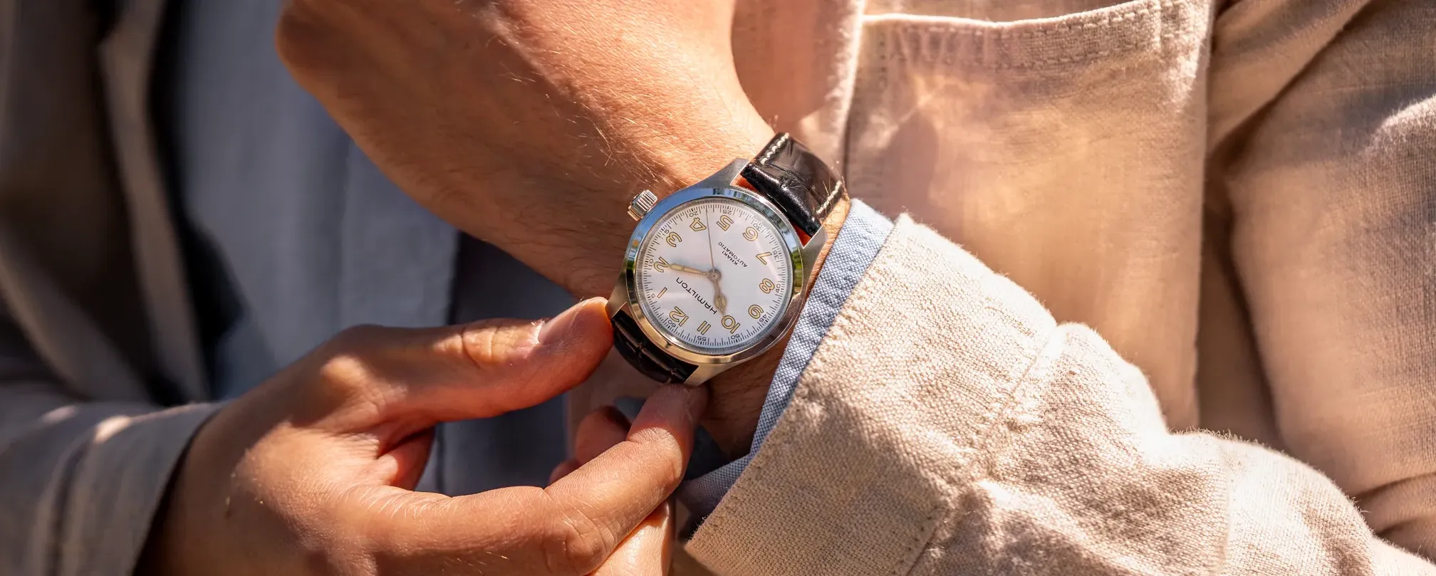 The New Hamilton Murph 38 White And Bracelet Review | Teddy Baldassarre