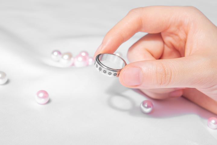 Flower Anxiety Ring Stainless Steel Fidget Ring Birthday Gift For Men Women - soufeelus