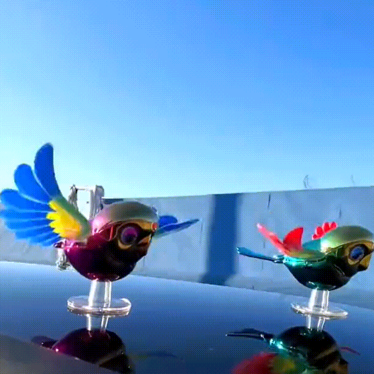Flying Bird Car Mirror Ornament, Motorcycle Companion Bird with Flapping Wings, Cute Dashboard Pet, Christmas Gift for Drivers