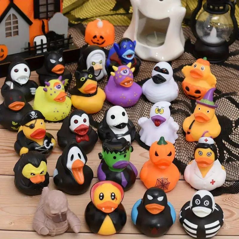 24Pcs Mini Halloween Rubber Ducks 6cm Squeaky Bath Toys Stress Relief Squeeze Fidgets Party Favors Gift Bulk Set