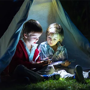 Multifunctional Mini Flashlight – 500 Lumens Keychain Light, USB Rechargeable, 4 Modes, Magnetic, Bottle Opener, Bracket for Hiking & Emergency Use