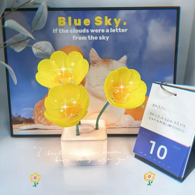 Automatic Blooming Flower Night Light Creative Simulation Flower LED Desk Lamp Automatic Flowering Dynamic Shaking Landscape Light Middle Size Plug-In Bedroom Bedside Decorative Ambient Lamp for Her