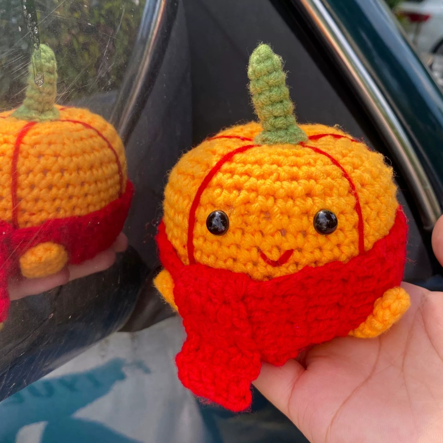 Crochet Bat Car Charm: Halloween Rearview Mirror Decoration