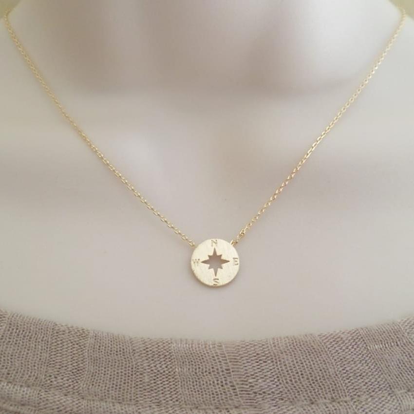 Fashion Compass Necklace Tiny Circle Retro Pendant