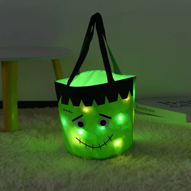 Halloween LED Light-Up Candy Buckets – Trick or Treat Bags & Party Decorations