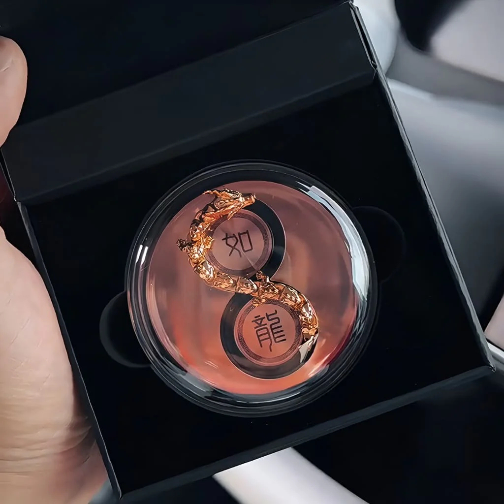 Wind-Powered Rotation Dragon Car Diffuser