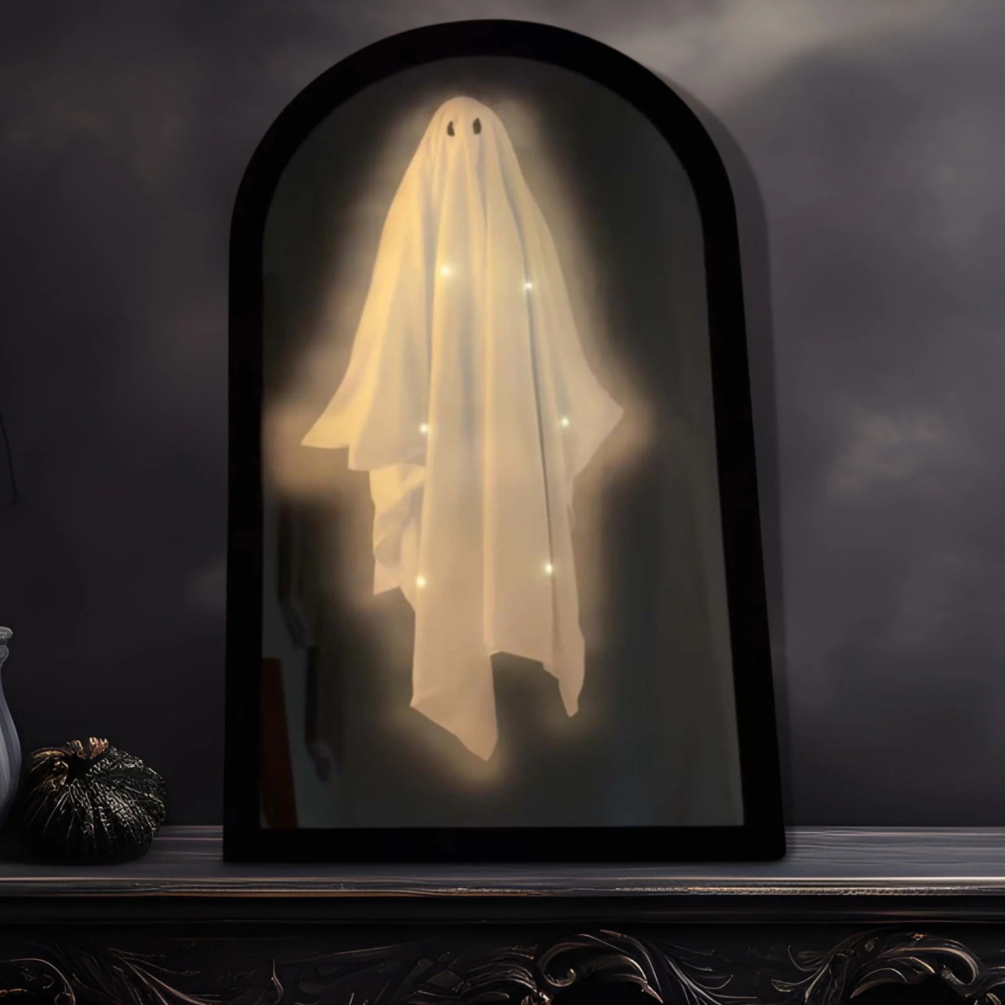 Halloween Ghost Mirror ~ Ghost stays on