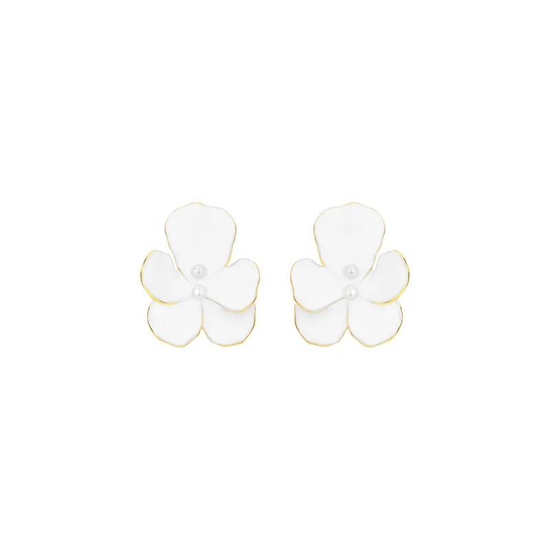 Pansy Collection Flower Shape White Earrings With Pearl