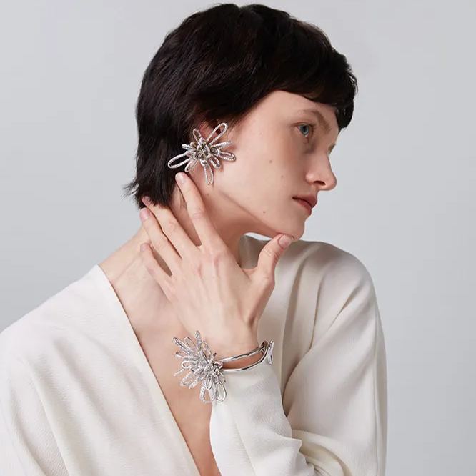 Chrysanthemum Linear Silver Diamond Earrings