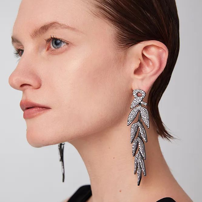 Bamboo Collection Ten Bamboo Leaves Tassel Earrings Full Of Diamonds