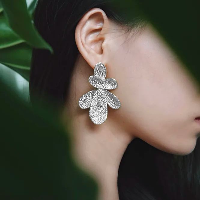 Petals Collection
Large Petal Earrings Full Of Diamonds