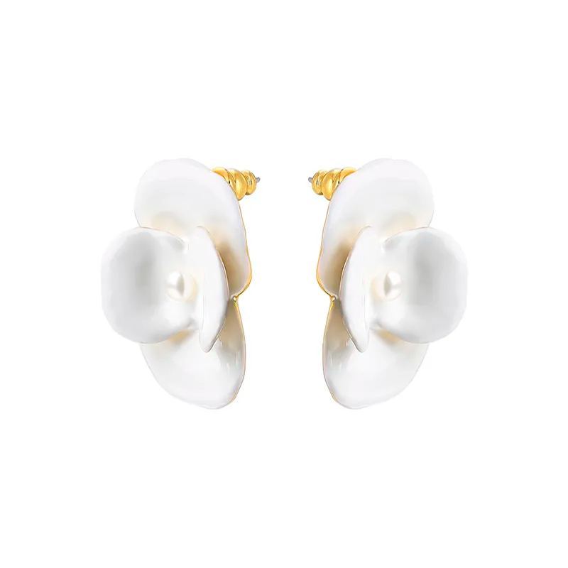 Corn Poppy Collection White Flower Pearl Earrings