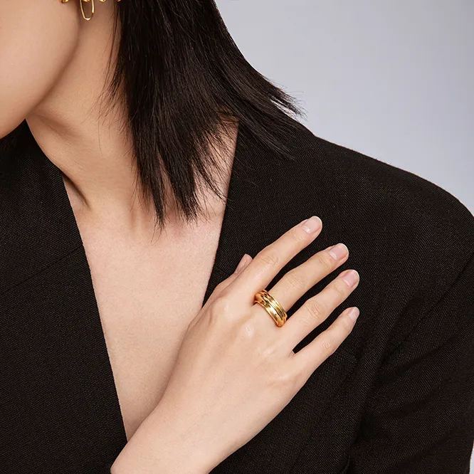 Chrysanthemum Collection Petal Ring