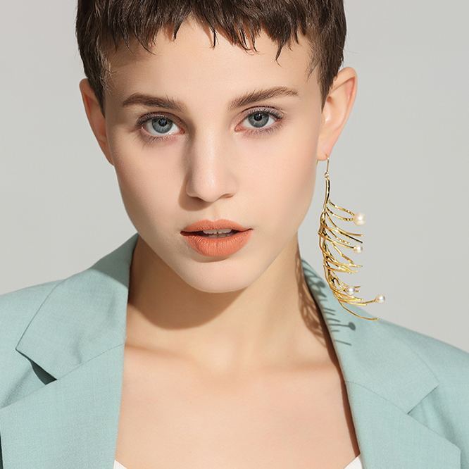 Fern Collection Single Earring With Pearl