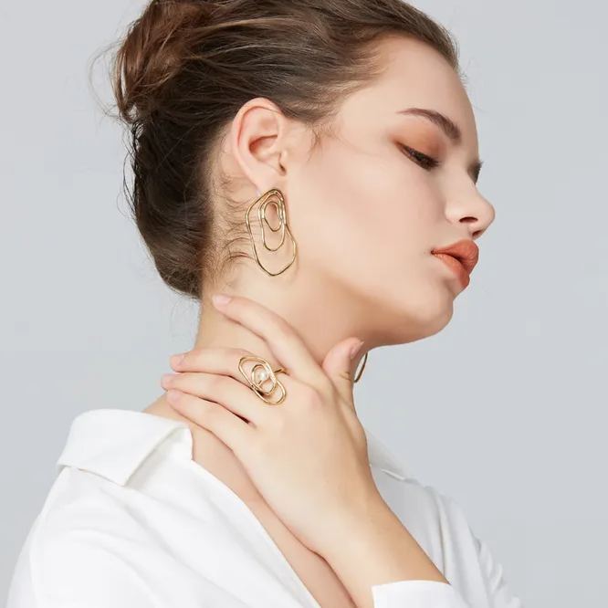 Growth Ring Collection Tricyclic Ring Earrings