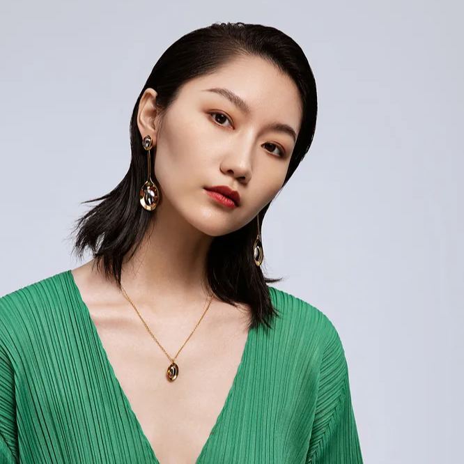 Avocado Shell Two-Tone Necklace