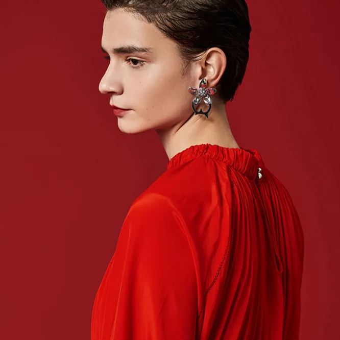 Five Petals Connect With Thorn Earrings