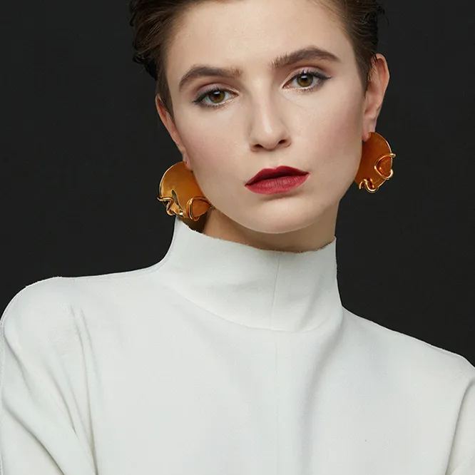 Tulip Collection Flower Ear Hook With White
Corundum
