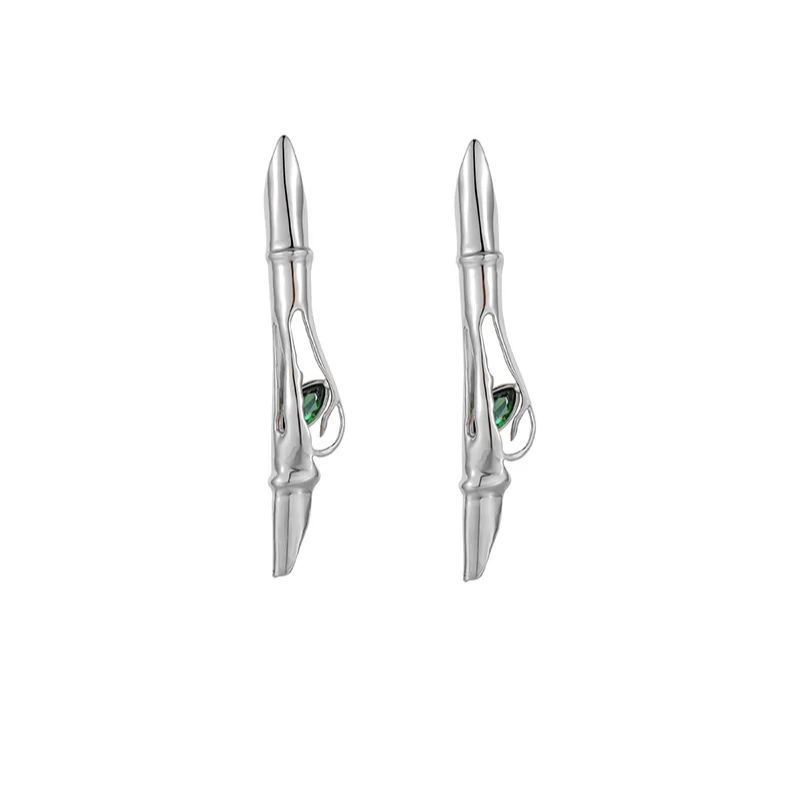 Bamboo Collection Splitting Bamboo With Zircon Earrings