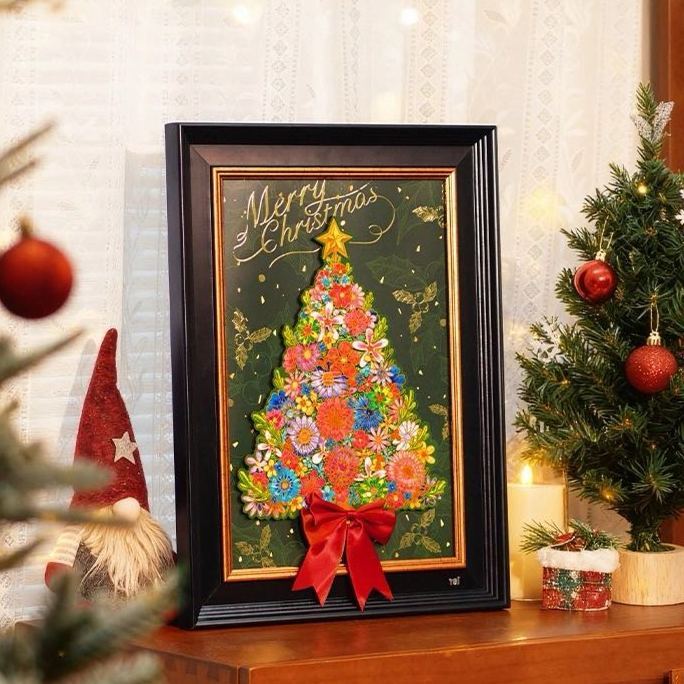 Christmas Tree Shaped Puzzle with Flowers | Unique 3D Jigsaw with Festive Christmas Elements and Gold Foil Details, Perfect Holiday Gift